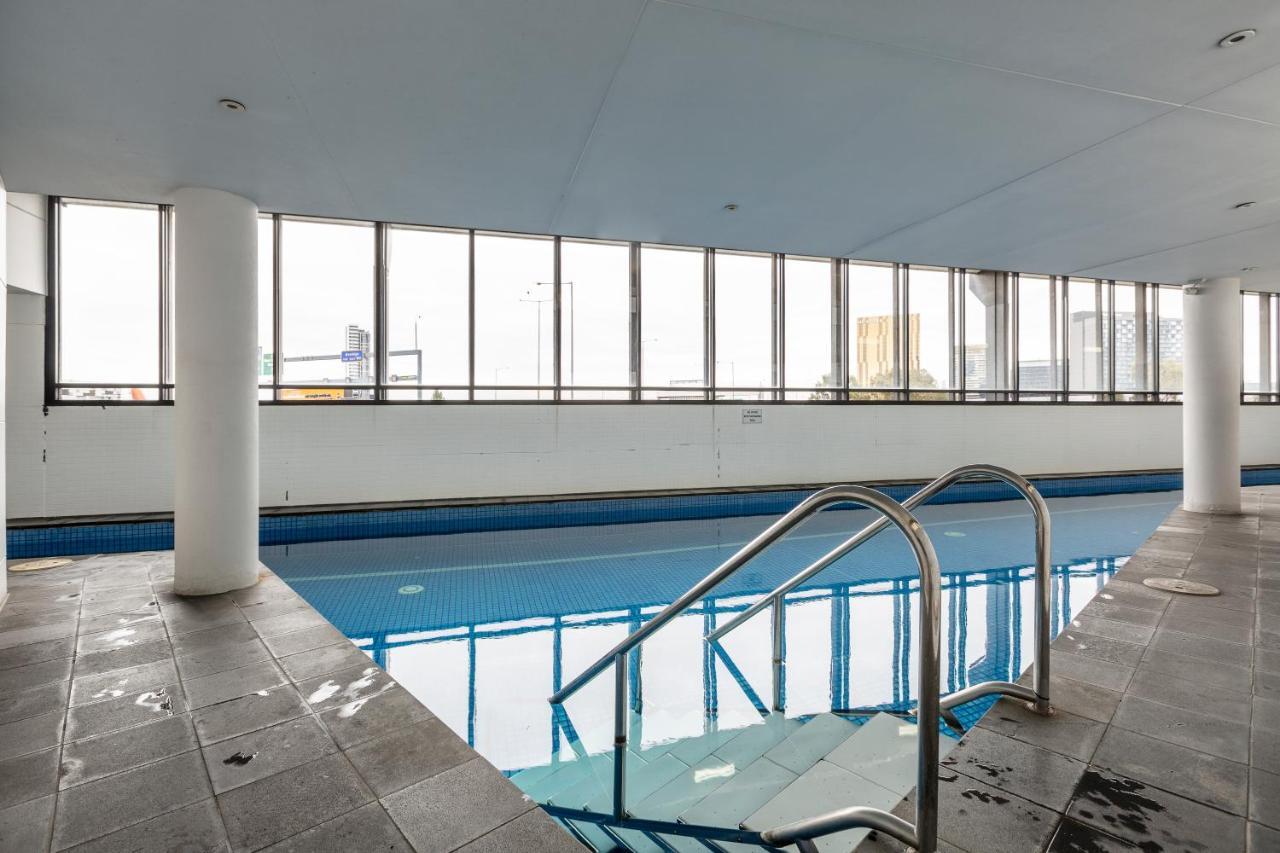 ☆Of Southbank☆Light Filled Apartment☆Huge Private Terrace With City Views☆Parking☆Pool☆Gym☆Wifi Melbourne Exterior foto